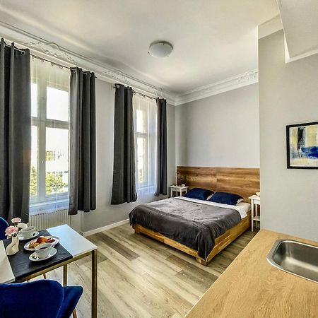 Glam House Apartments Poznan Exterior photo